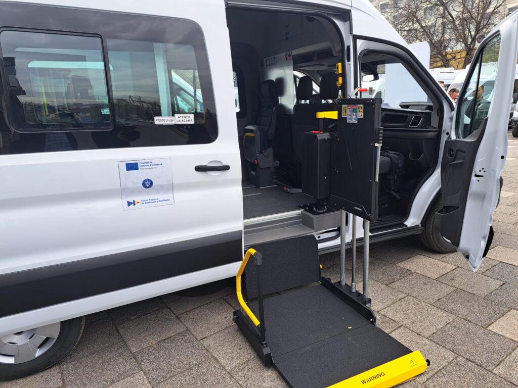 microbuze scolare electrice cj instanewscluj-instanewscluj